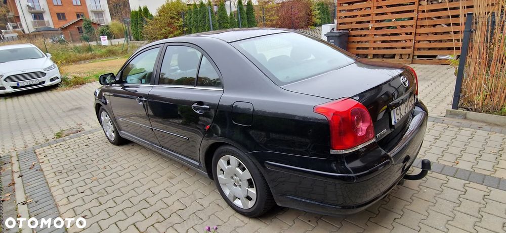 Toyota Avensis 2.0 D-4D Terra - 5