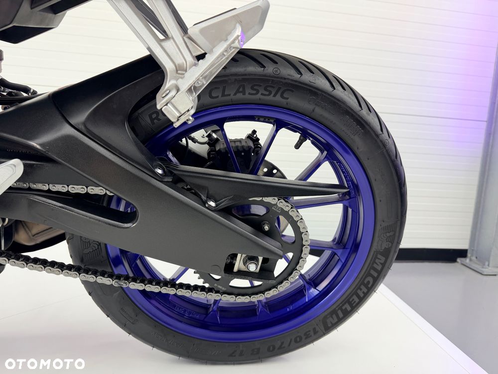 Yamaha MT - 8