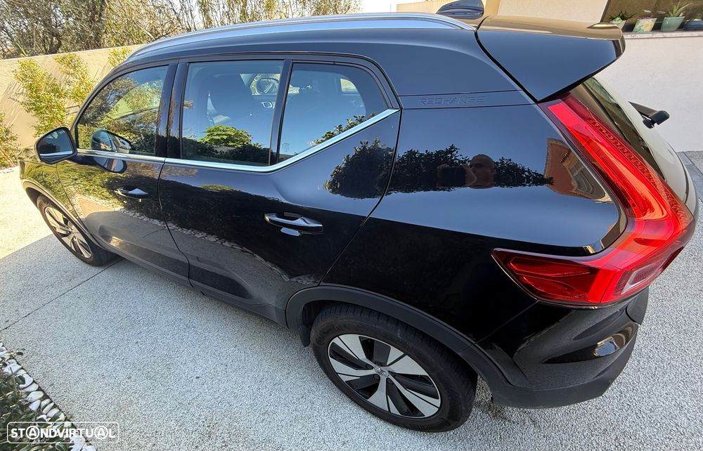 Volvo XC 40 1.5 T5 PHEV Momentum Plus - 4