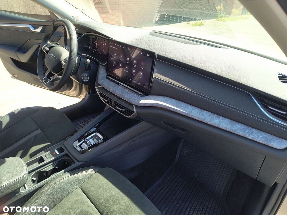 Skoda Octavia 1.5 TSI mHEV Selection DSG - 40