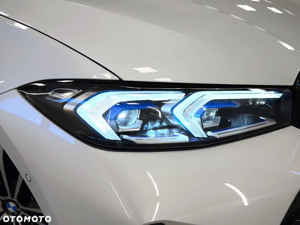 BMW Seria 3 320d xDrive mHEV M Sport sport - 13