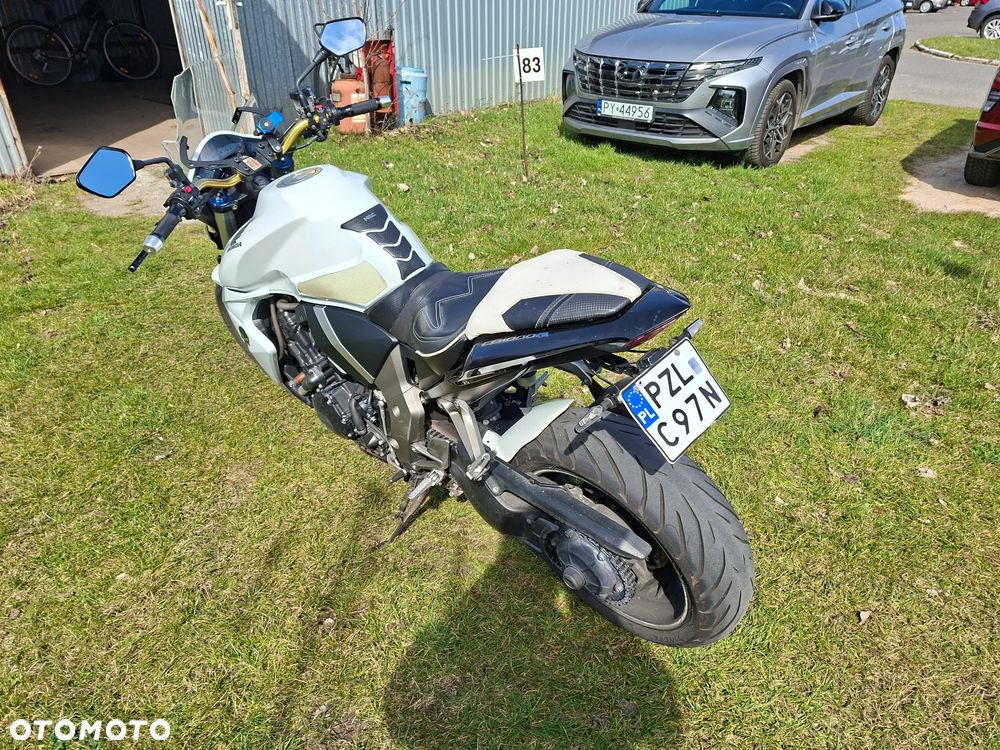 Honda CB - 8