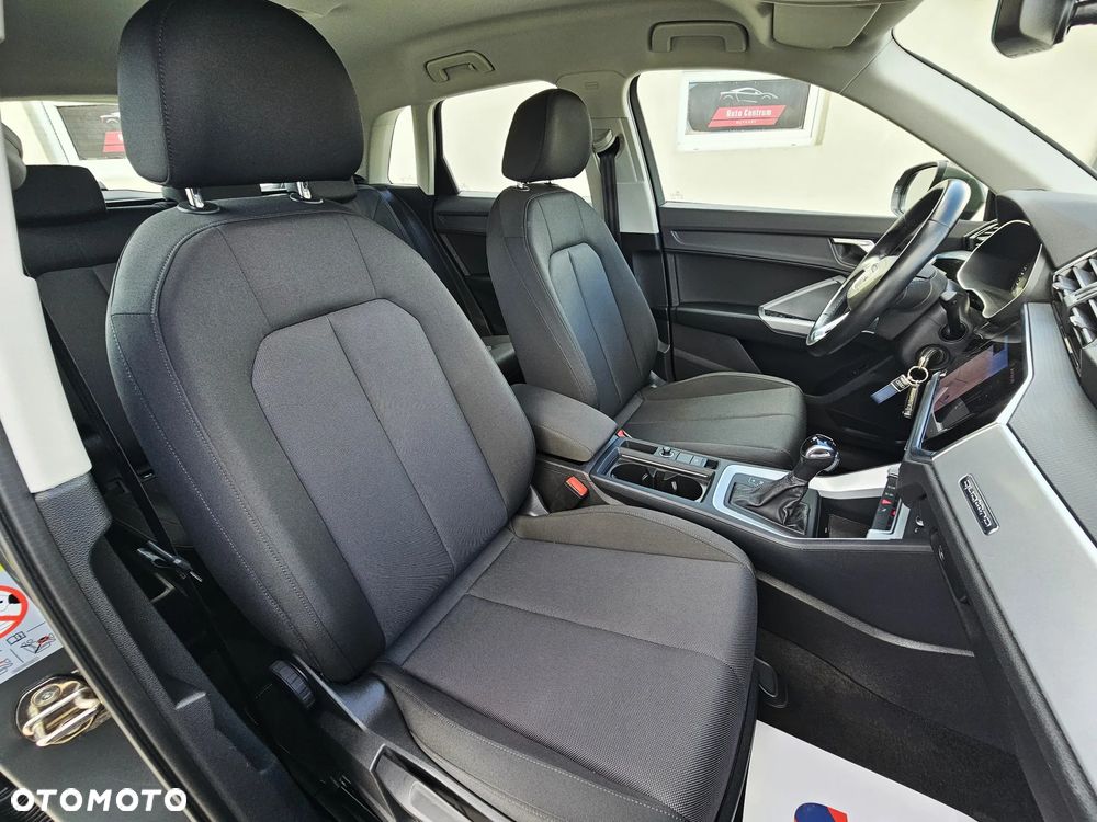 Audi Q3 - 10