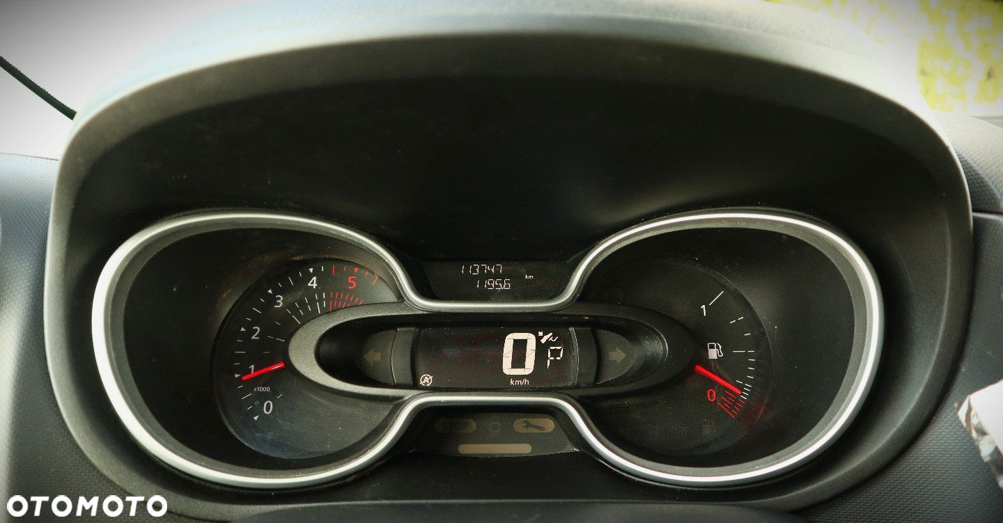 Nissan NV300 - 27