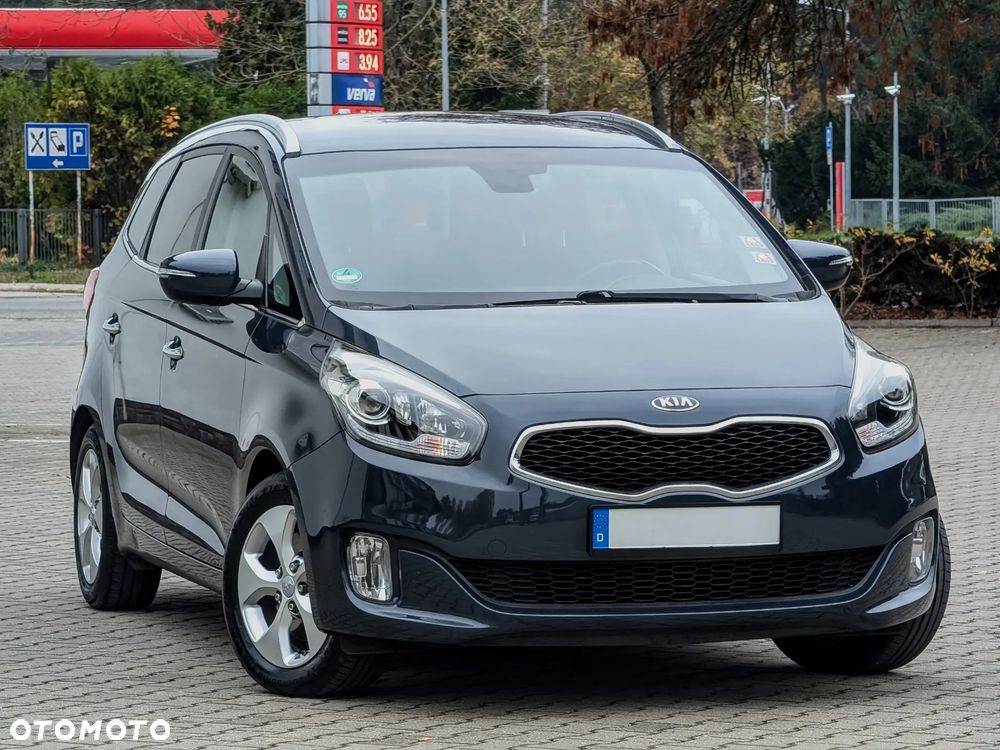 Kia Carens