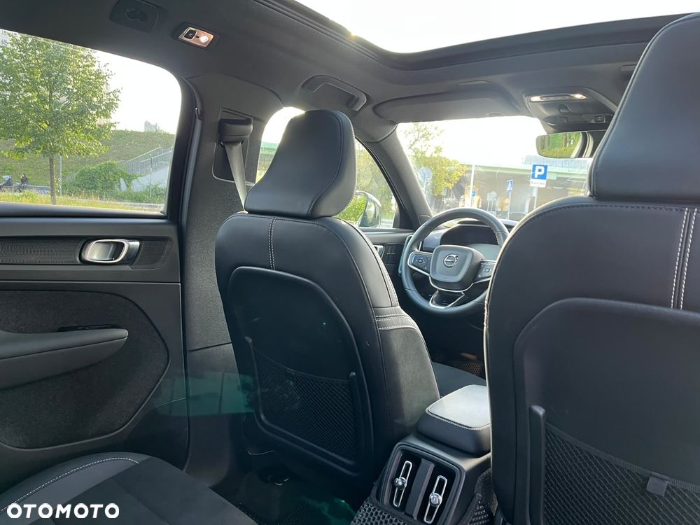 Volvo XC 40 T5 AWD R-Design - 24