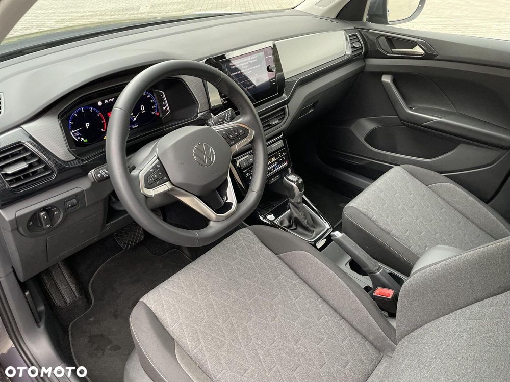 Volkswagen T-Cross - 11