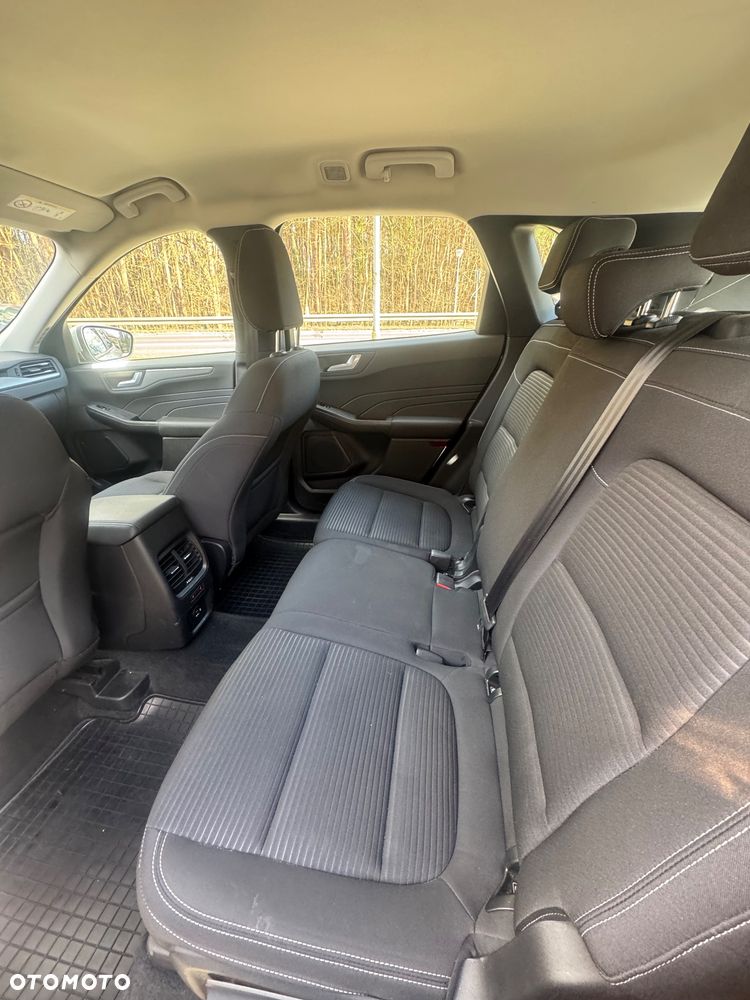 Ford Kuga 1.5 EcoBoost TITANIUM - 11