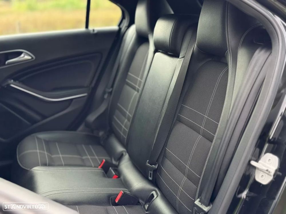 Mercedes-Benz A 180 CDI (BlueEFFICIENCY) Urban - 21