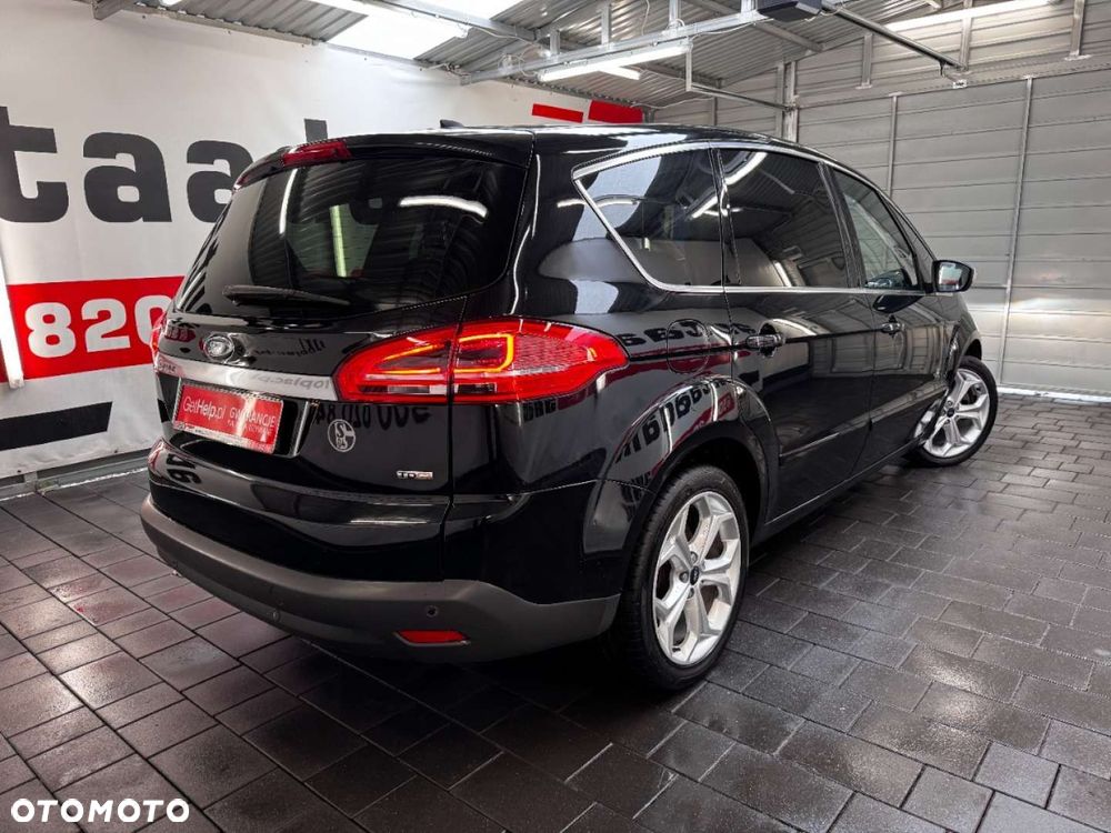 Ford S-Max - 14