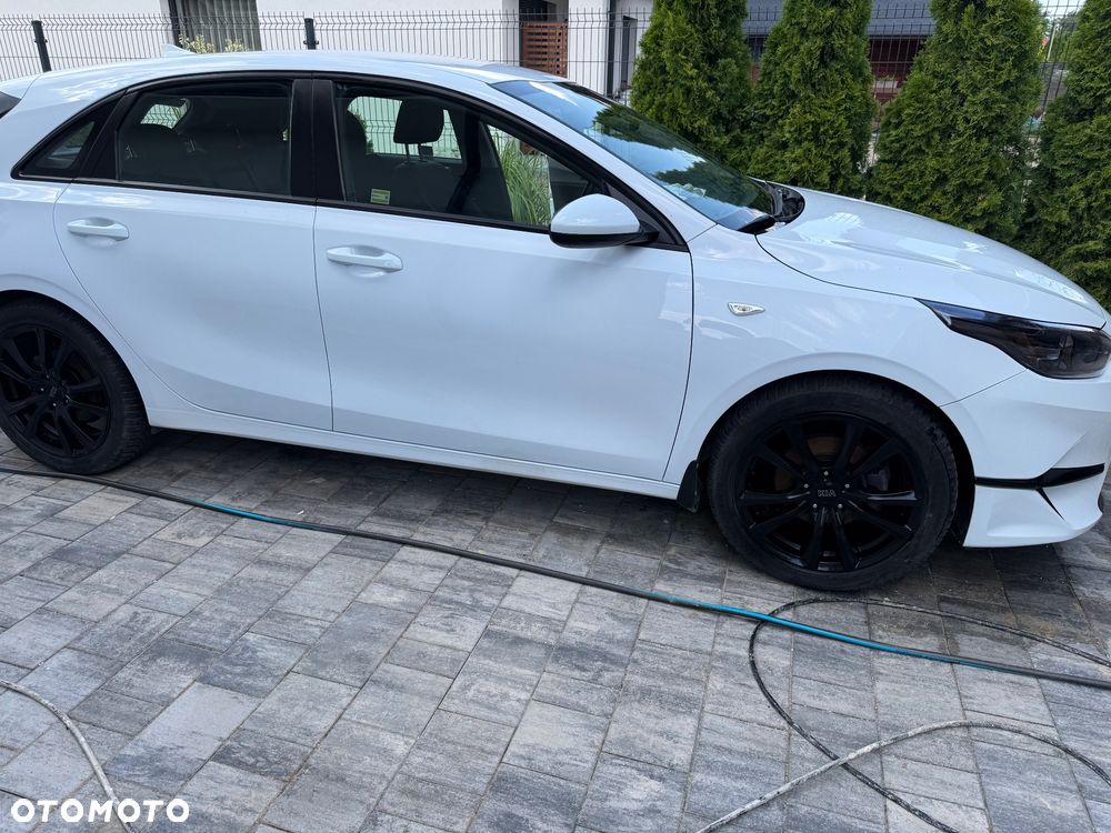 Kia Ceed 1.5 T-GDI Business Line - 1