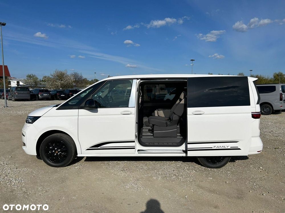Volkswagen Multivan 2.0 TDI L2 Family DSG - 9