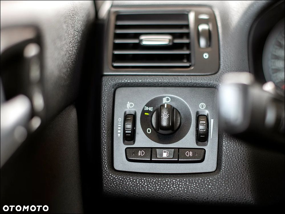 Volvo V50 - 29