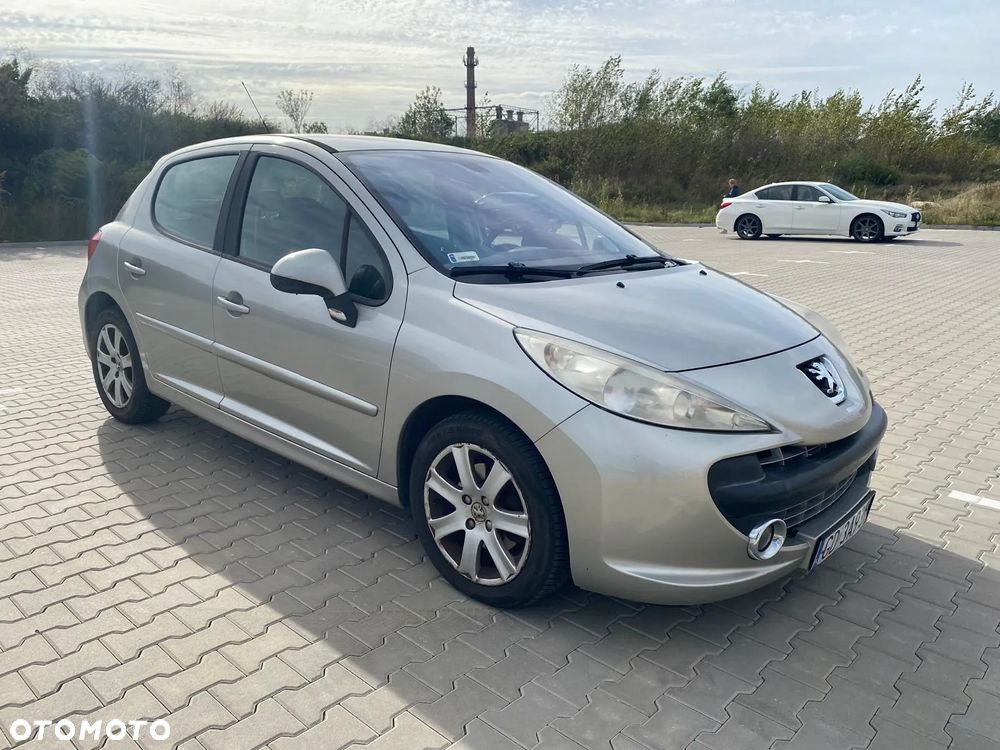 Peugeot 207 1.6 HDi 16V Trendy - 6