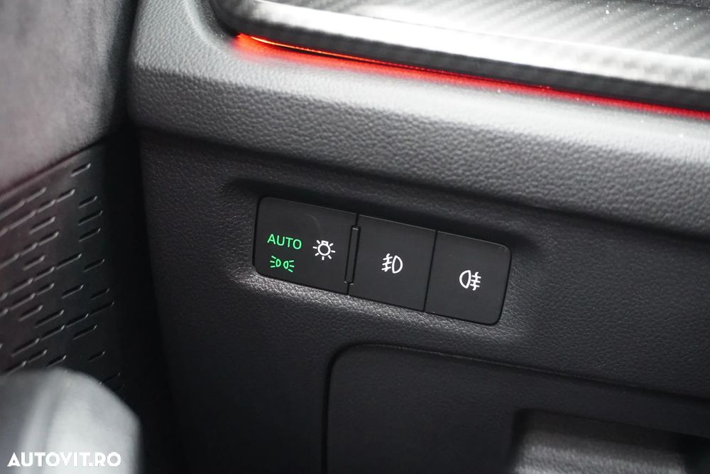 Skoda Octavia RS 2.0 TSI DSG - 17
