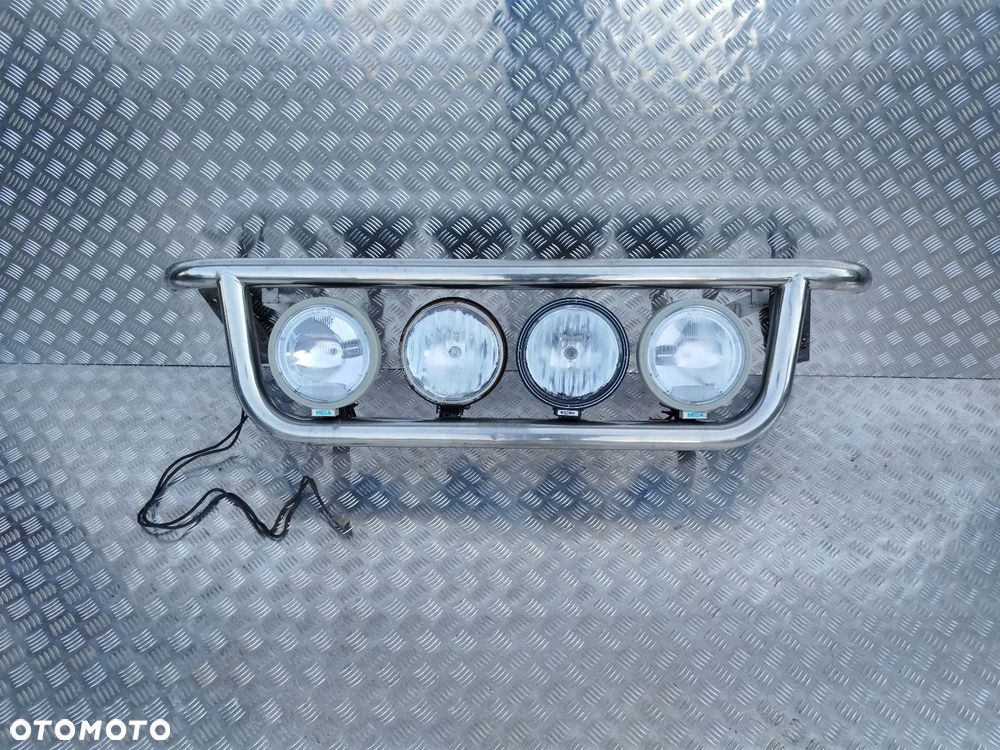 RURA ORUROWANIE ZDERZAKA Z HALOGENAMI SCANIA STREAMLINE - 1