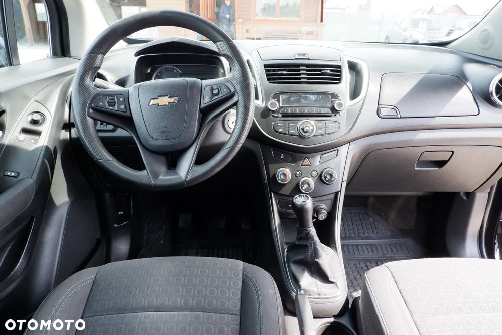 Chevrolet Trax 1.6 LS - 11