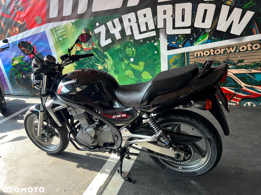 Kawasaki ER - 10