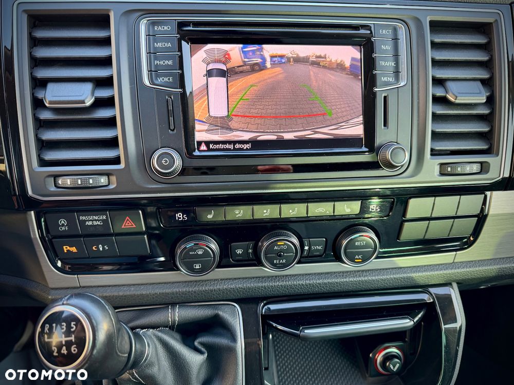 Volkswagen Multivan 2.0 TDI L1 Highline - 15