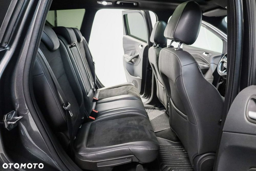 Ford Kuga 2.0 TDCi 4x2 ST-Line - 24