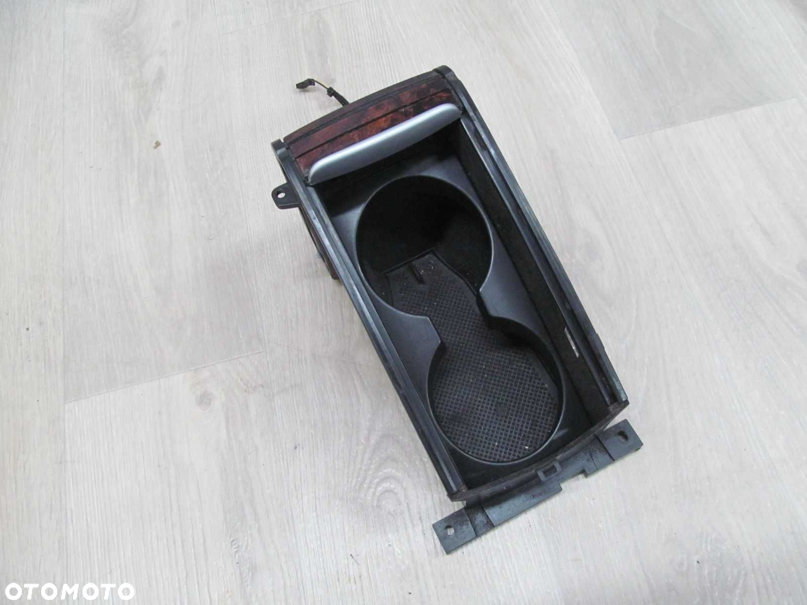 VOLVO S60 V70 LIFT 04- SCHOWEK PODLOKIETNIKA TUNELU ROLETA 30643625 - 2