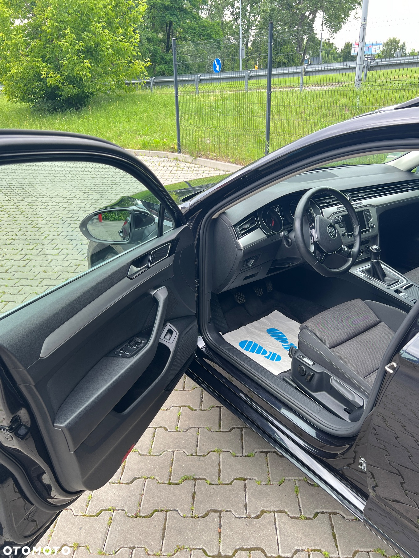 Volkswagen Passat Variant 1.6 TDI (BlueMotion Technology) Comfortline - 8