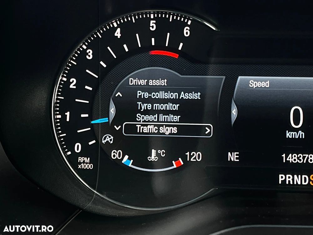 Ford Edge 2.0 TDCi Powershift Sport - 14