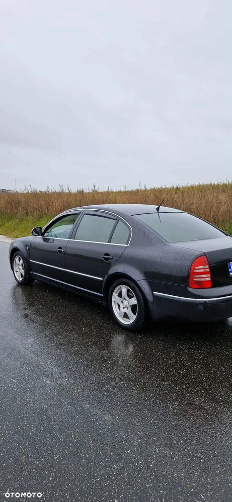 Skoda Superb 2.0 TDI DPF - 5