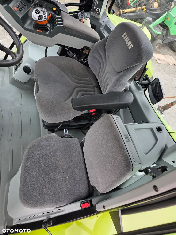 Claas Arion 650 Cebis - 11