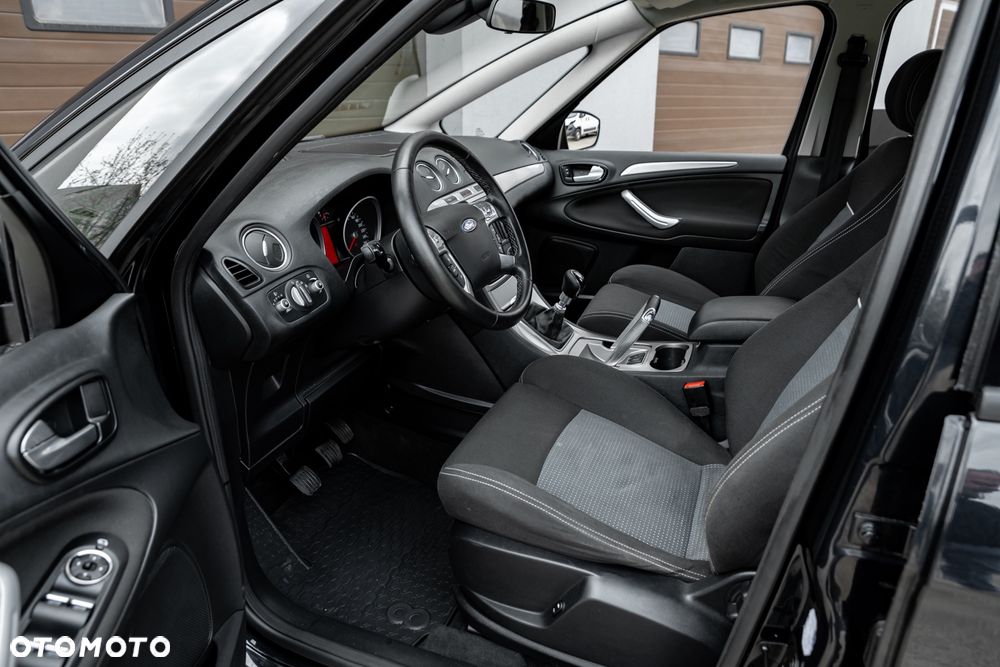 Ford S-Max 2.0 TDCi Titanium - 16