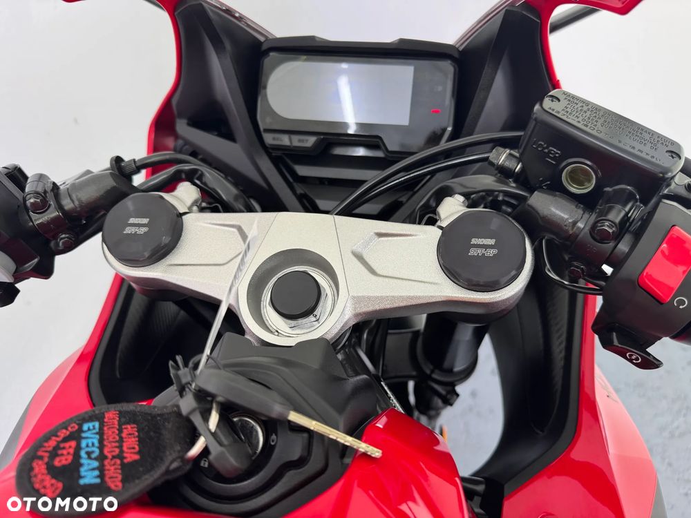 Honda CBR - 29