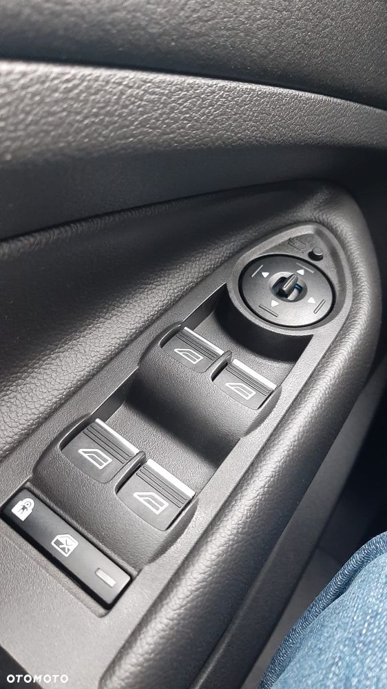 Ford Kuga 2.0 TDCi 4x4 ST-Line - 24