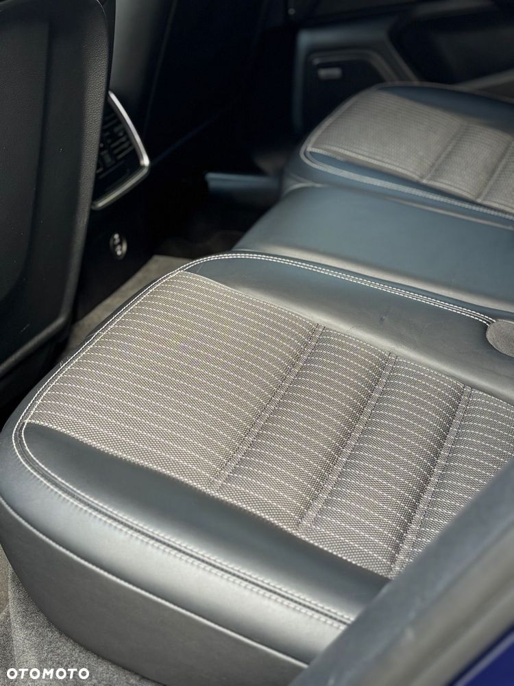 Porsche Macan T - 9