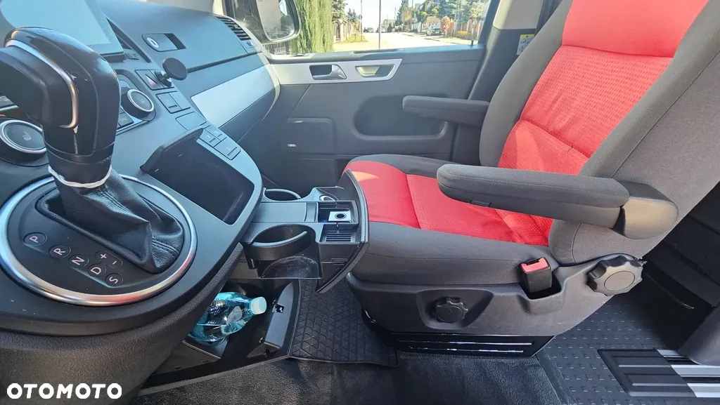Volkswagen Multivan 2.0 BiTDI L1 Highline DSG - 11