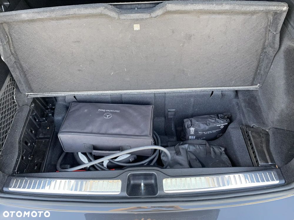 Mercedes-Benz GLC 300 e 4-Matic Business Edition - 8