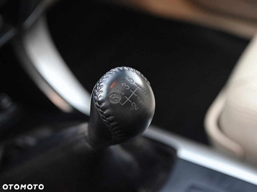 Toyota Land Cruiser 3.0 D Sol - 25