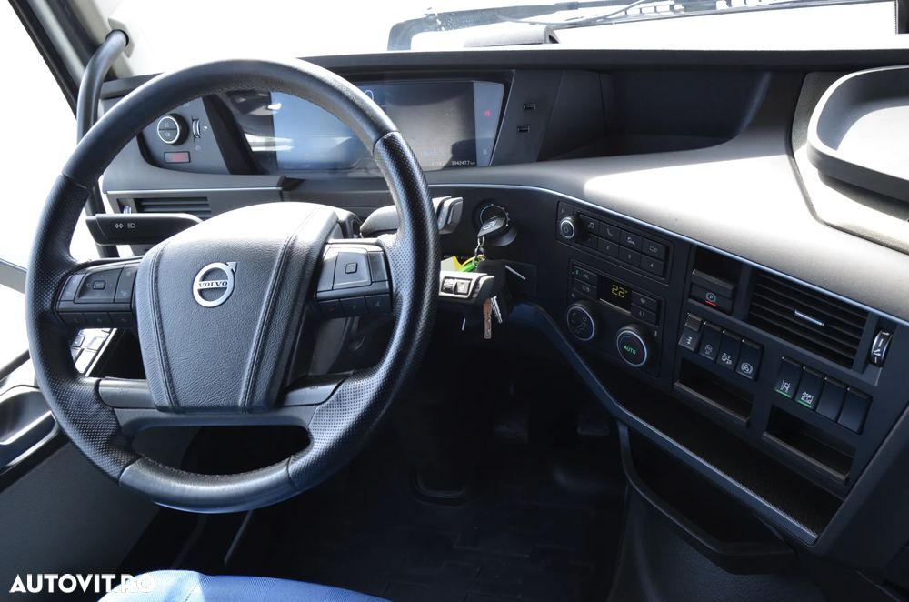 Volvo FH 500 XL / 2023 / NEW I-SAVE / KLIMA P. / TUNER TV / LED / 6169 - 21