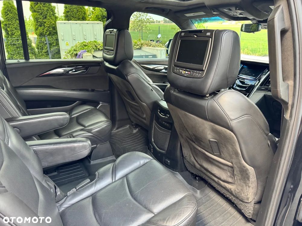 Cadillac Escalade ESV 6.2 V8 AWD AT Platinum - 20