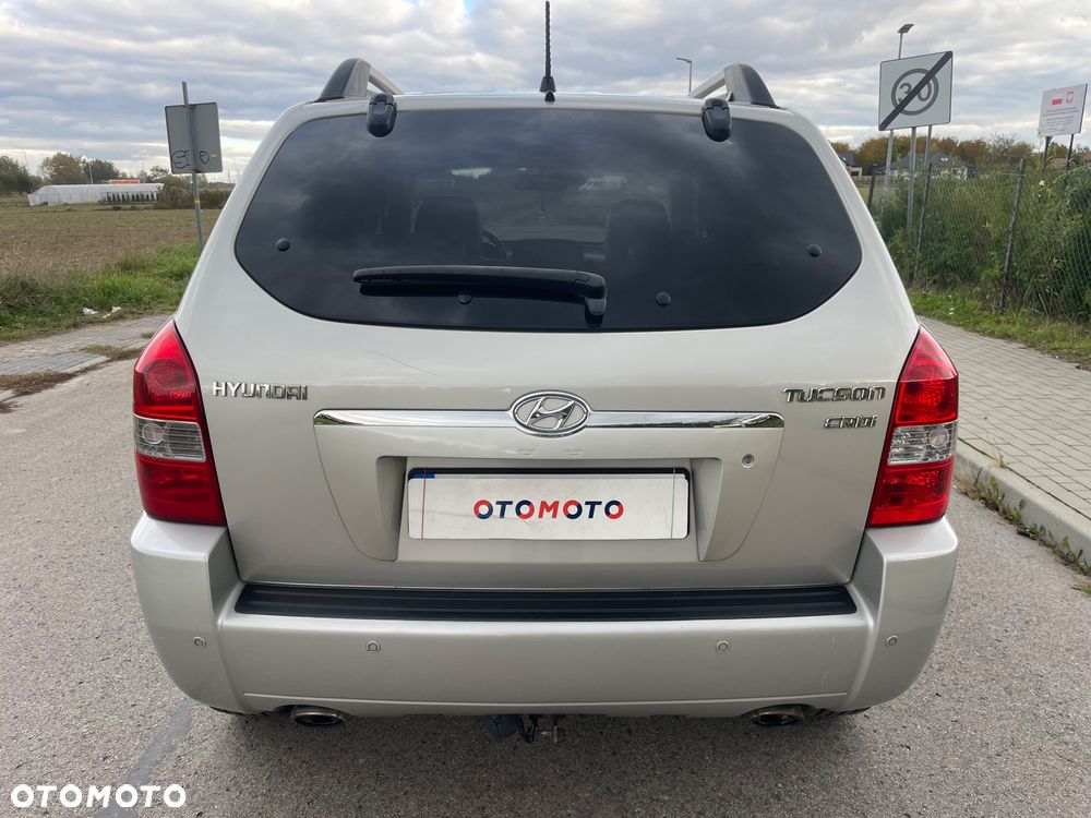 Hyundai Tucson 2.0 CRDi VGT 2WD Automatik GLS - 27