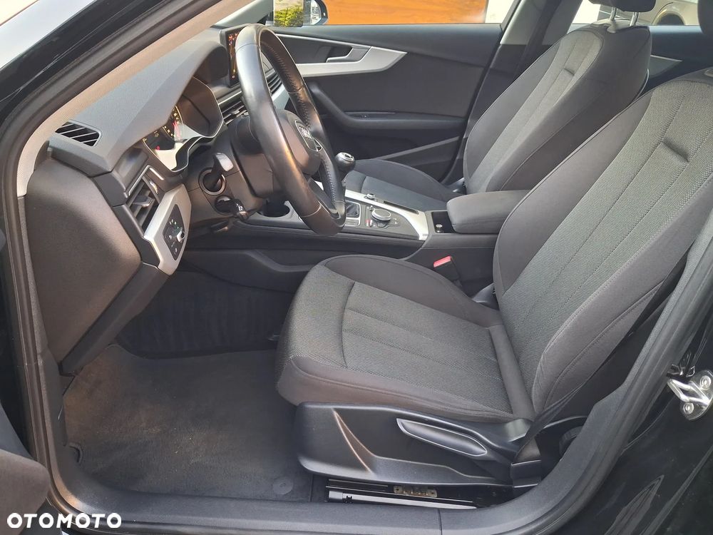 Audi A4 Avant - 8