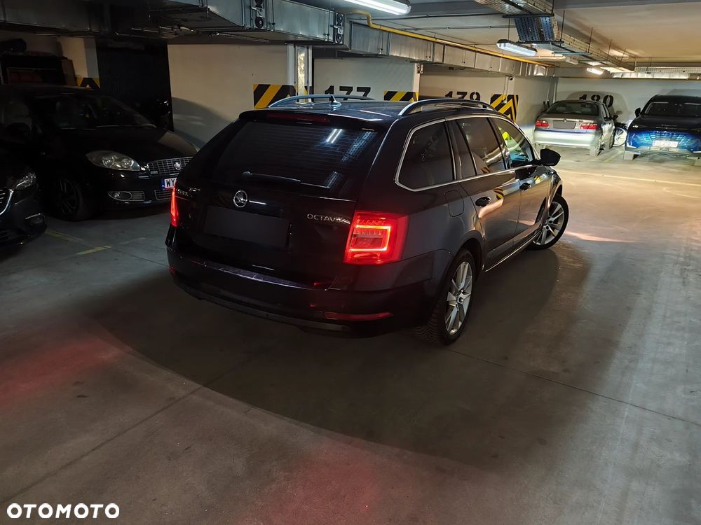 Skoda Octavia 2.0 TDI SCR Ambition - 29