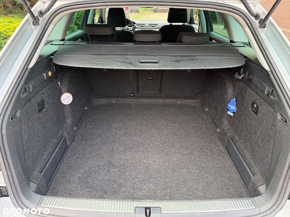 Skoda Superb 1.6 TDI GreenLine - 5