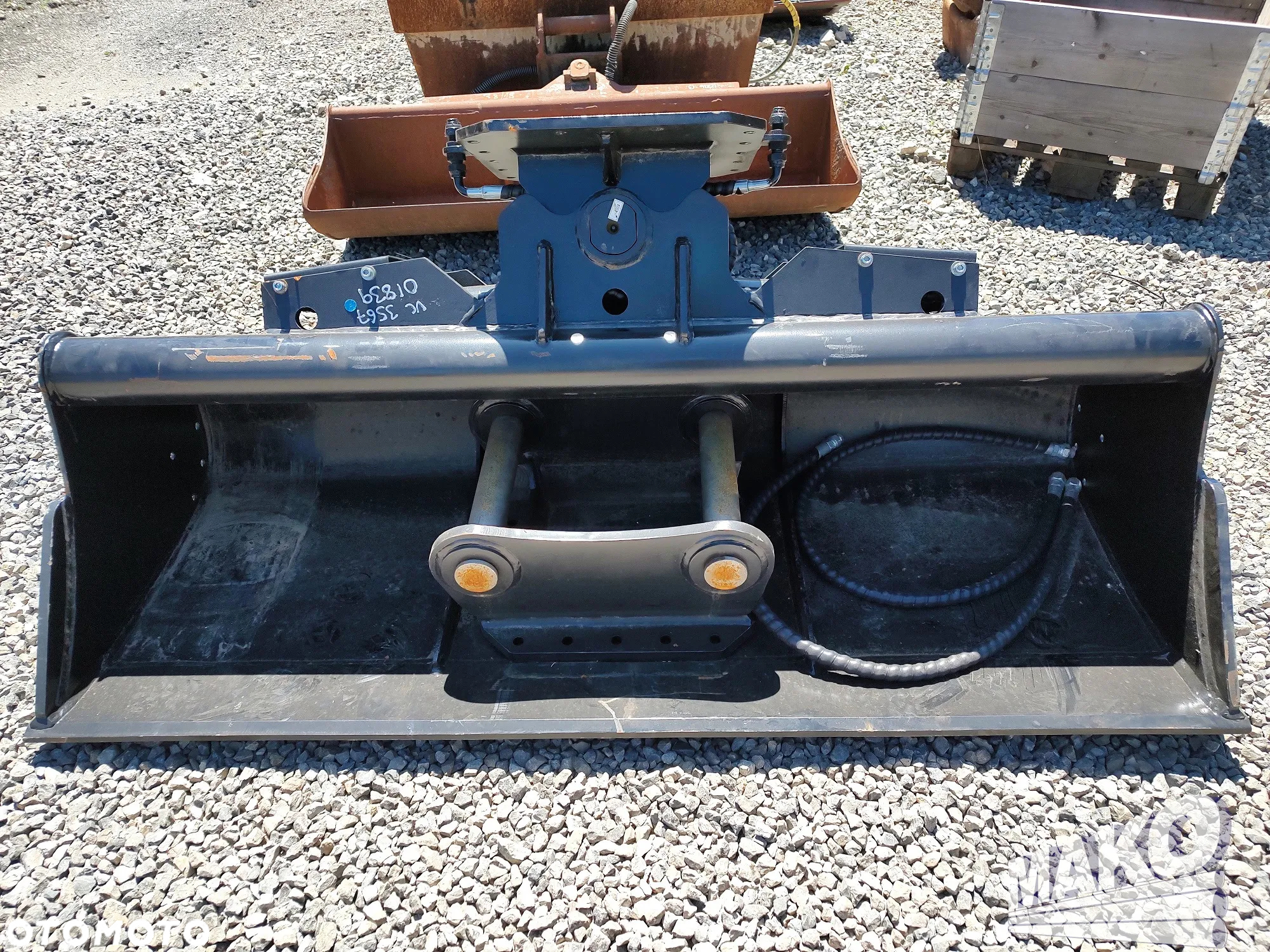 NOWA Łyżka skarpowa hydrauliczna Haner 177cm do koparki Miller fi 60 - 2