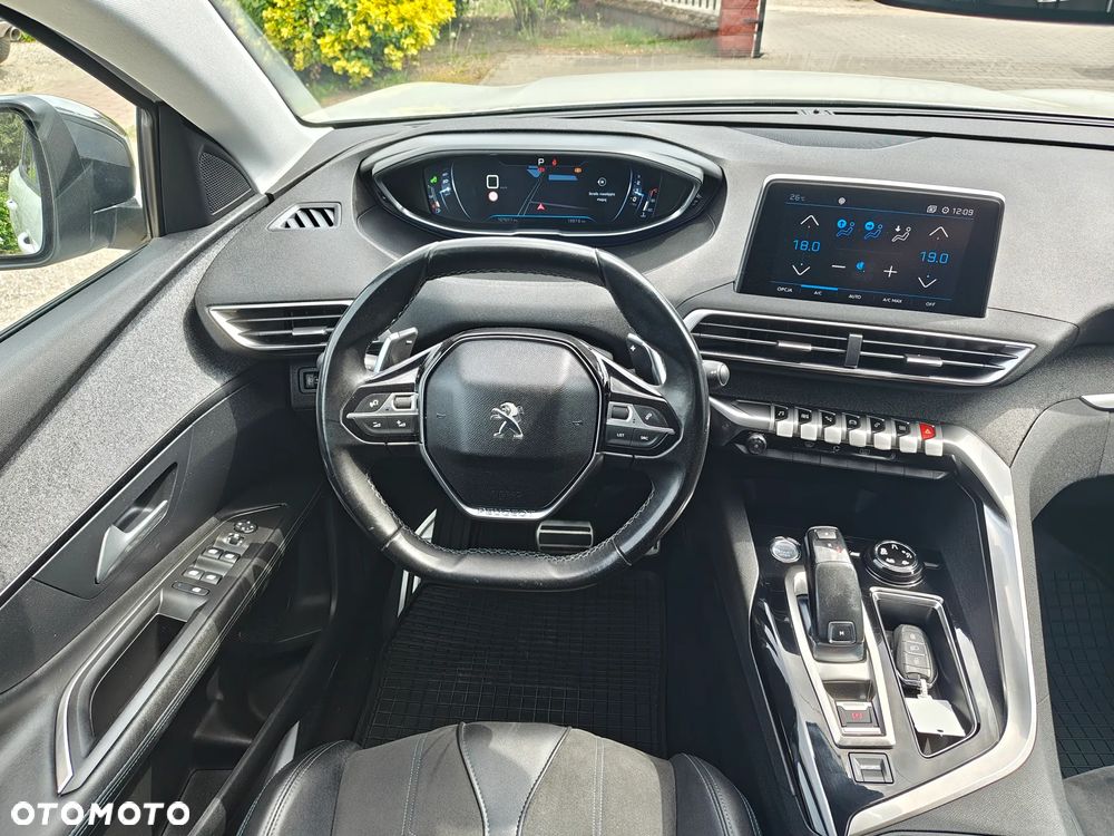 Peugeot 3008 PureTech 180 Stop & Start GPF EAT8 Crossway - 17