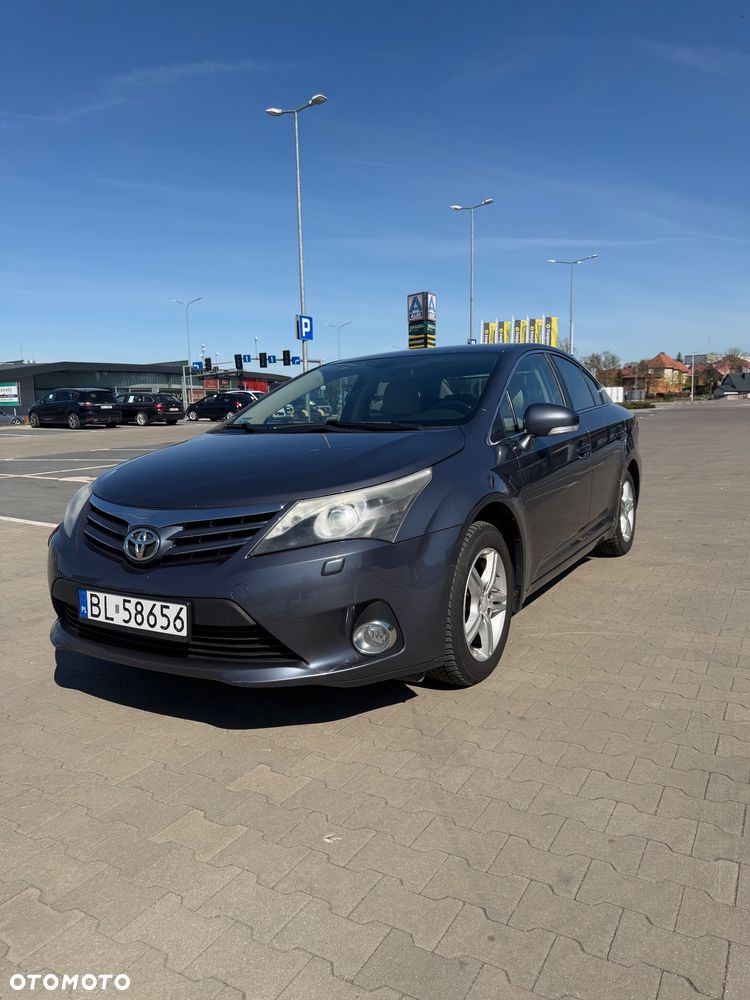 Toyota Avensis 2.0 Premium MS - 1
