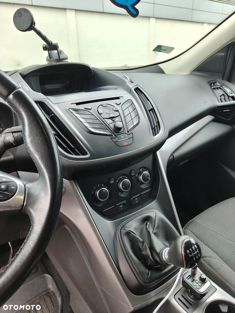 Ford Kuga 1.5 EcoBoost 2x4 Trend - 15
