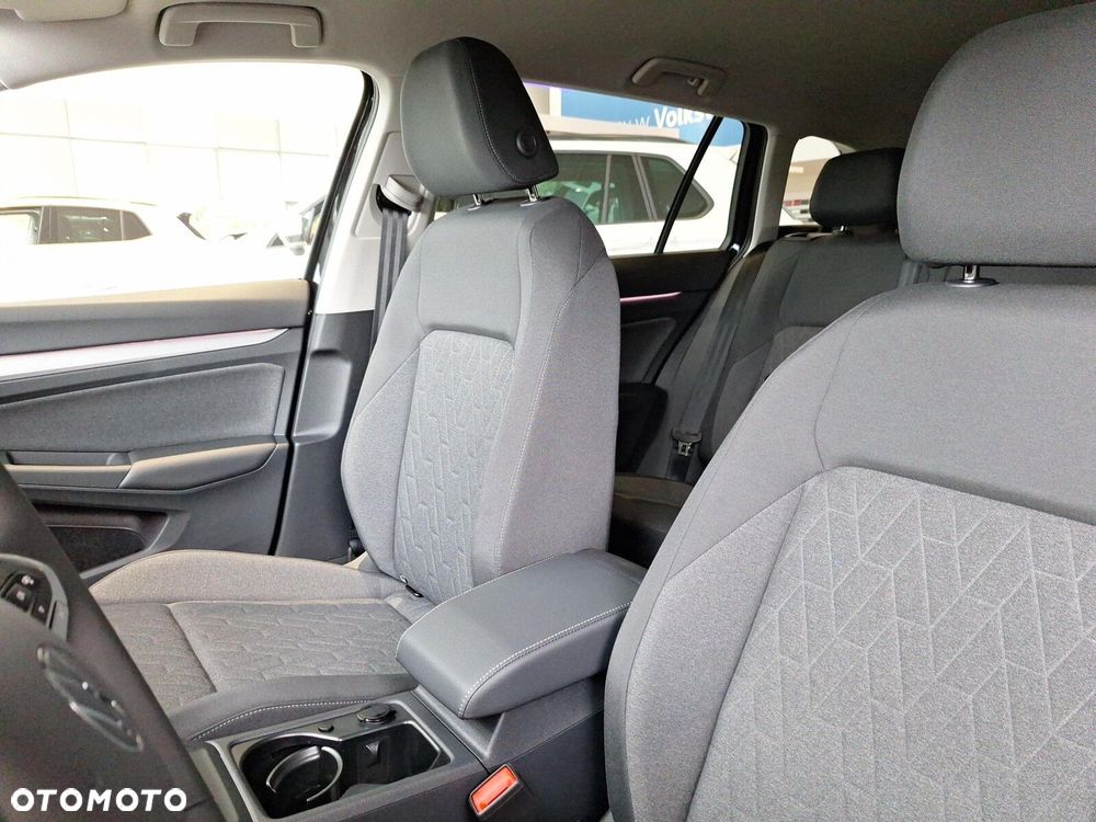 Volkswagen Golf - 13