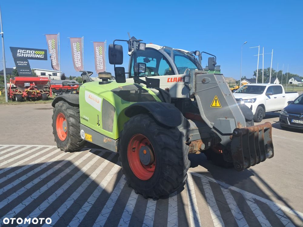 Claas Scorpion 7044 - 4