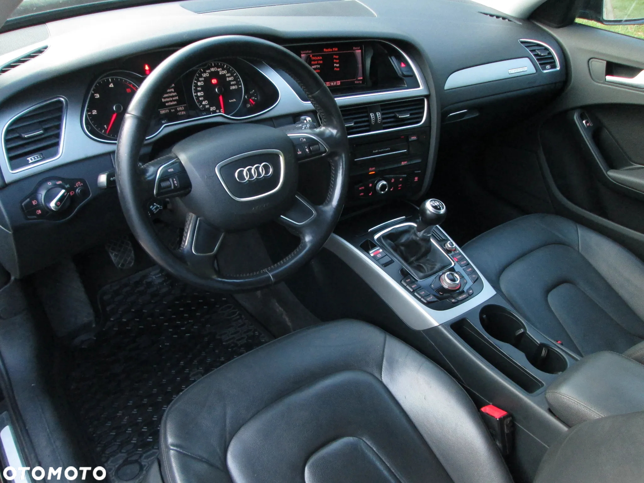 Audi A4 Allroad 2.0 TDI Quattro - 11