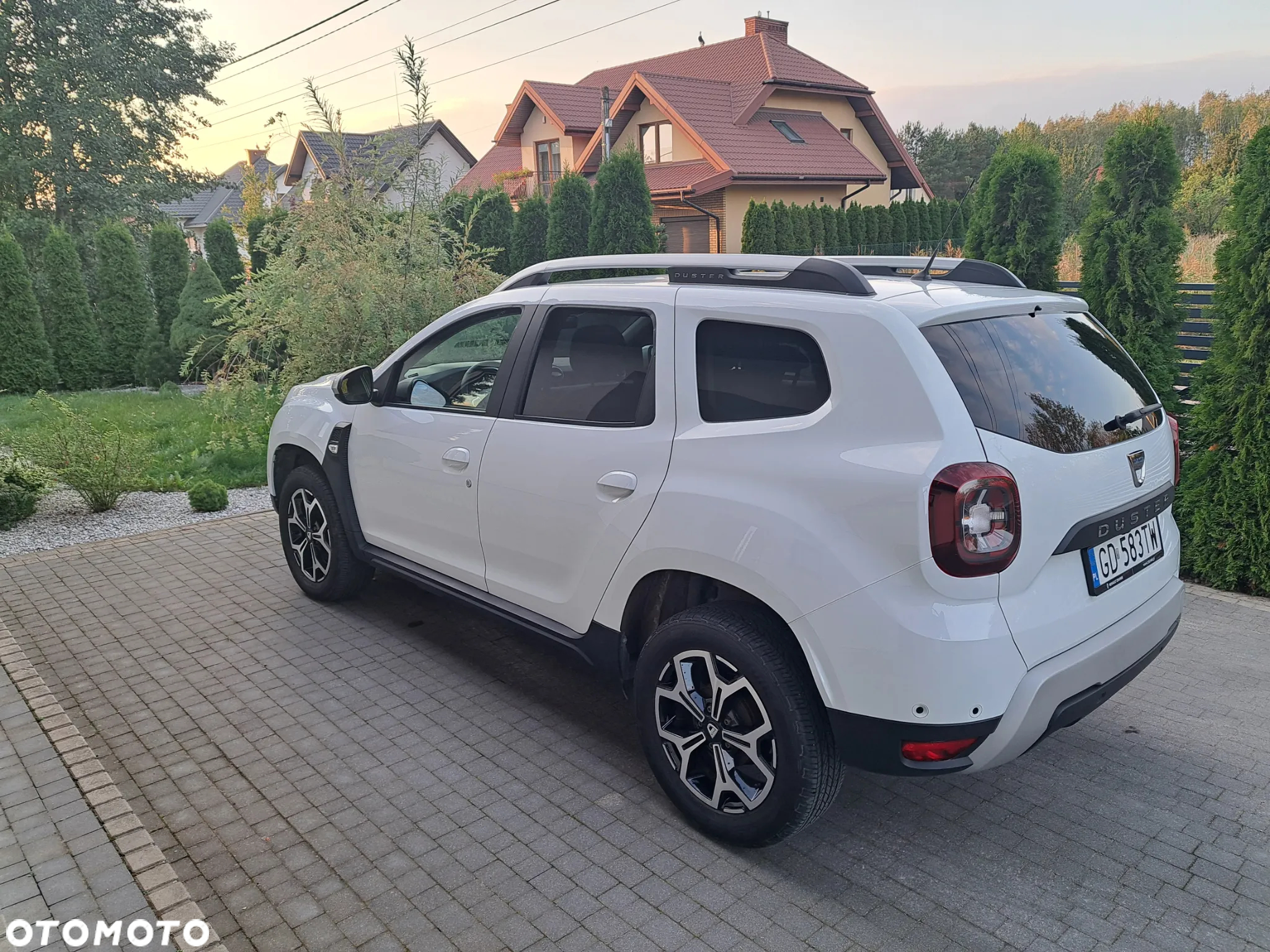 Dacia Duster 1.6 SCe Prestige - 8